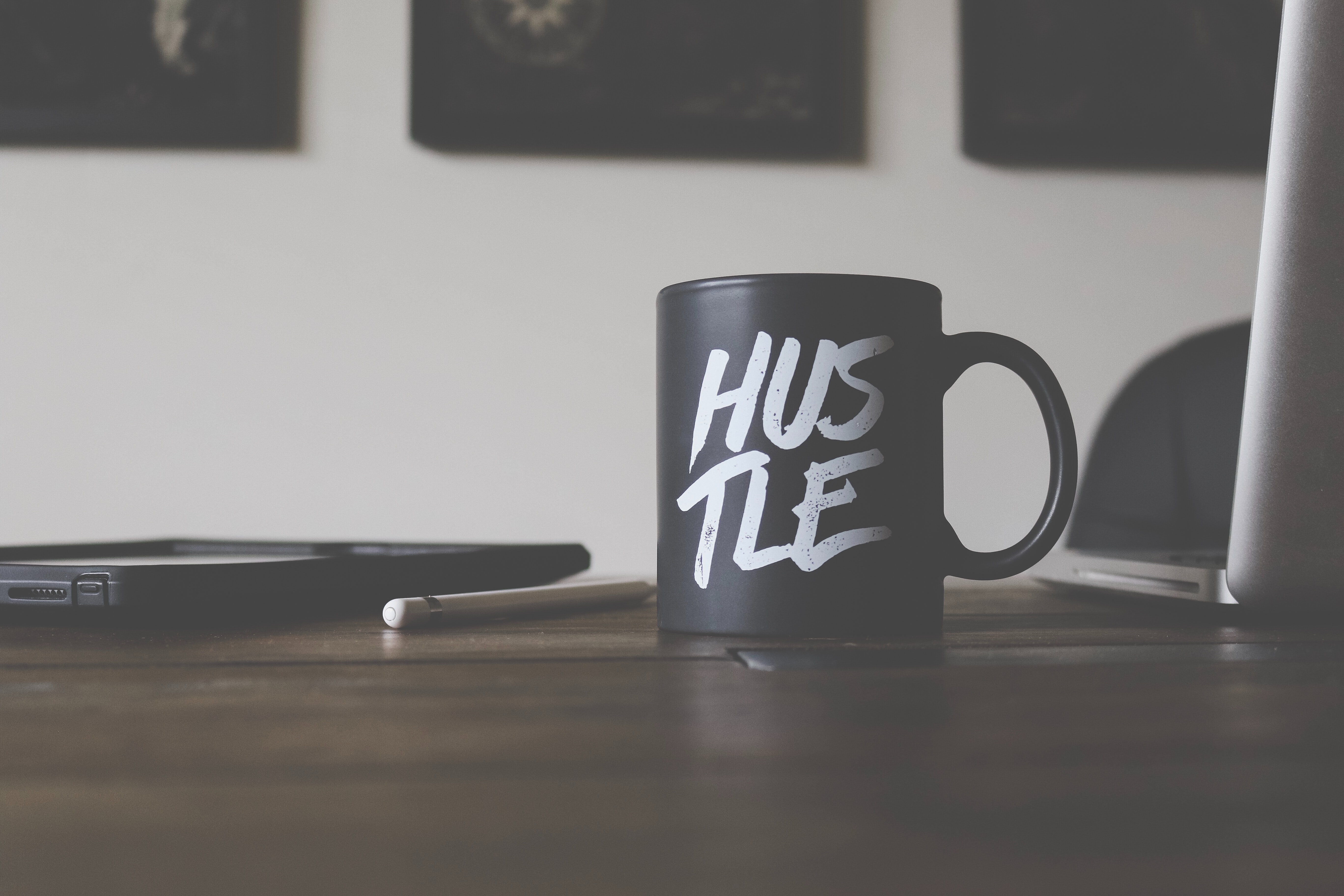Hustle test on mug